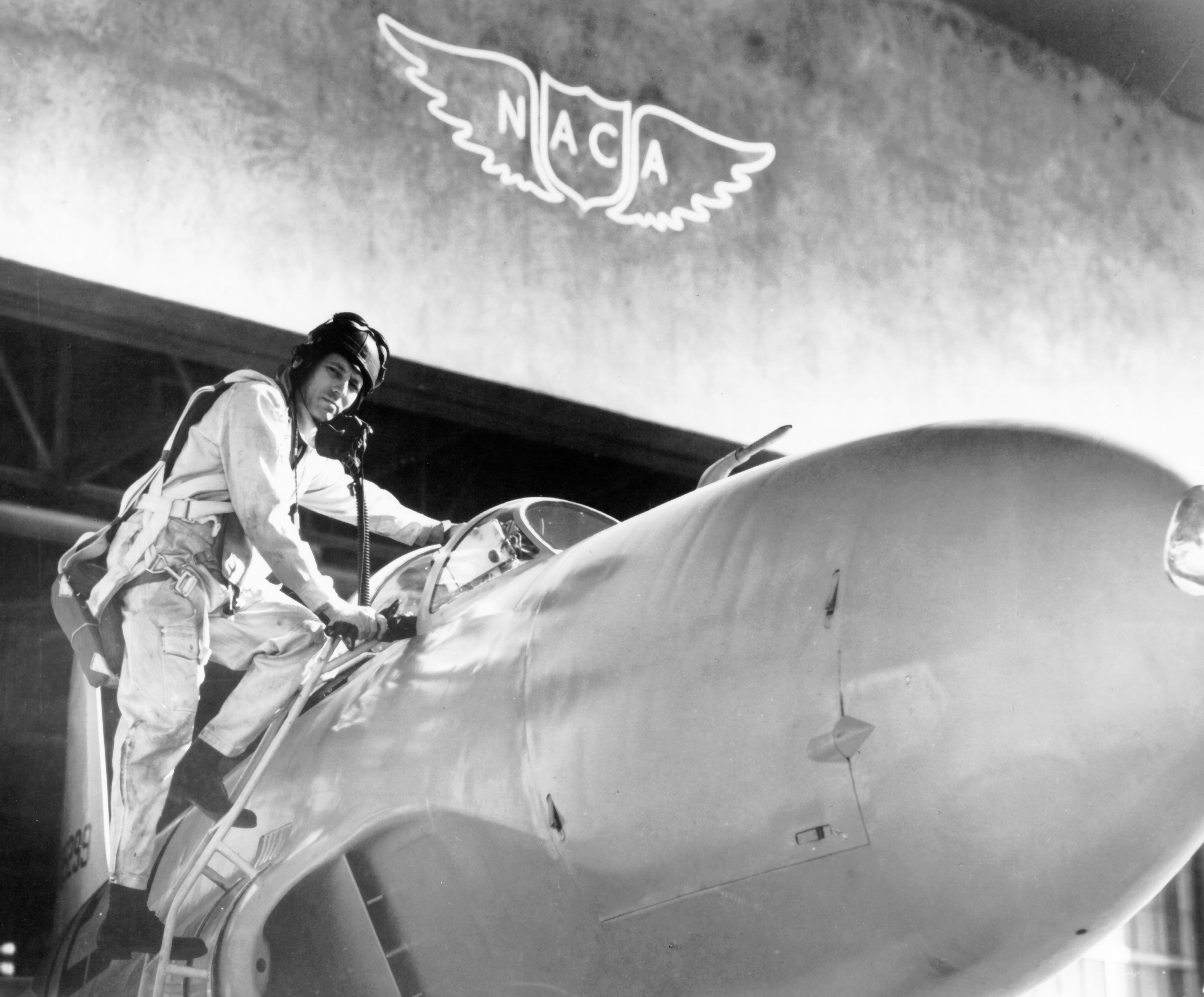 1948 Lockheed P-80A Shooting Star Lawrence A. Clousing Ames Aeronautical Laboratory, Moffett Fi...jpg