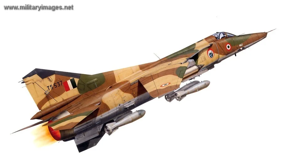 94-MikoyanGurevich-MiG-27L-Flogger-J