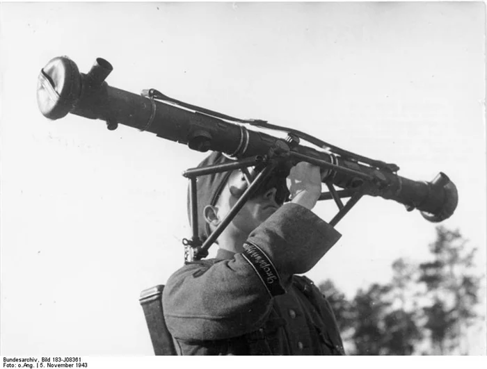 Aircraft range finder world war 2 1943