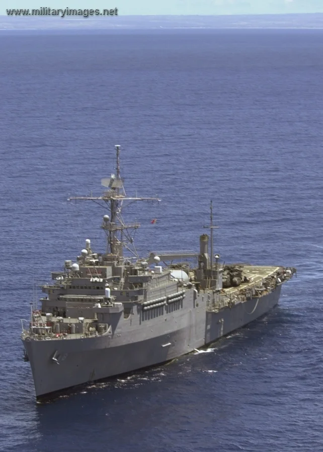 Amphibious transport dock ship USS Dubuque (LPD 8)