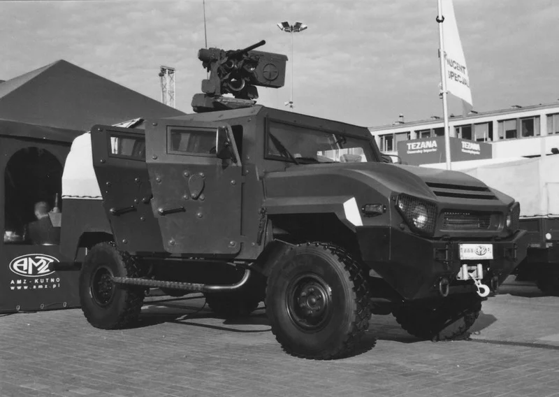 Armoured_Vehicle_AMZ