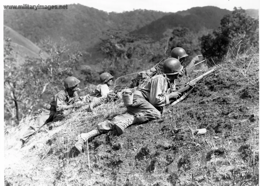 Baleta Pass, near Baugio, Luzon, P.I.