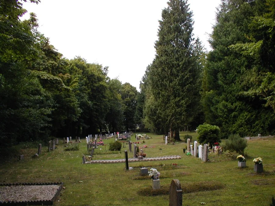 Bisley Cemetery, Gloucestershire