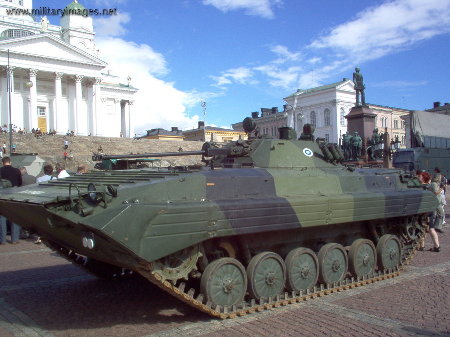 BMP-2 | MilitaryImages.Net