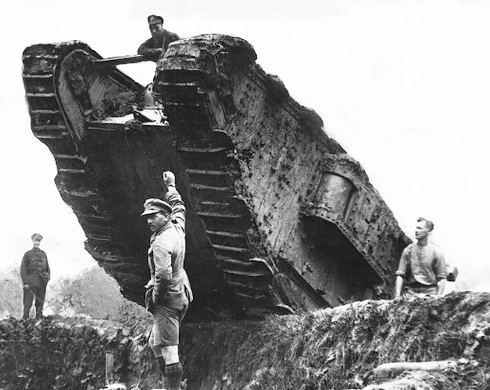 British-tank-rolling-over-trench