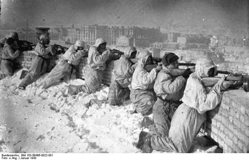 Bundesarchiv_Bild_183-E0406-0022-001_Russland_Kesselschlacht_Stalingrad