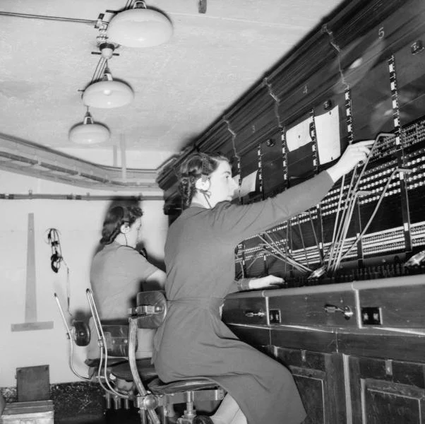 cabinet-war-rooms-during-the-second-world-war-IWM-(EUCMH).jpg