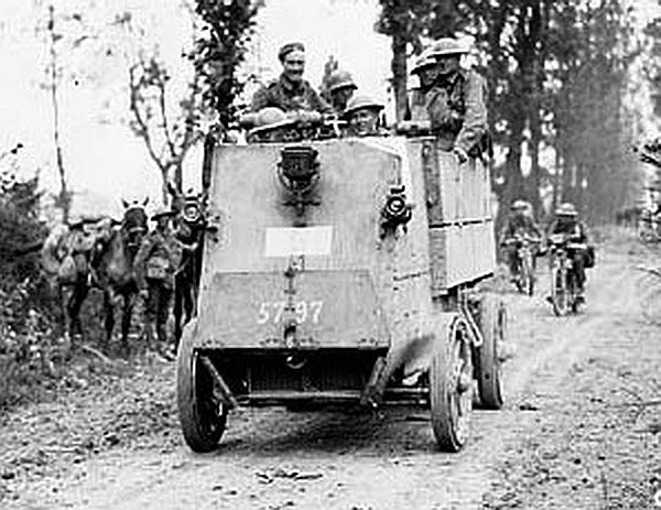 Canadian_Armd_Car_Amiens_Aug_1918