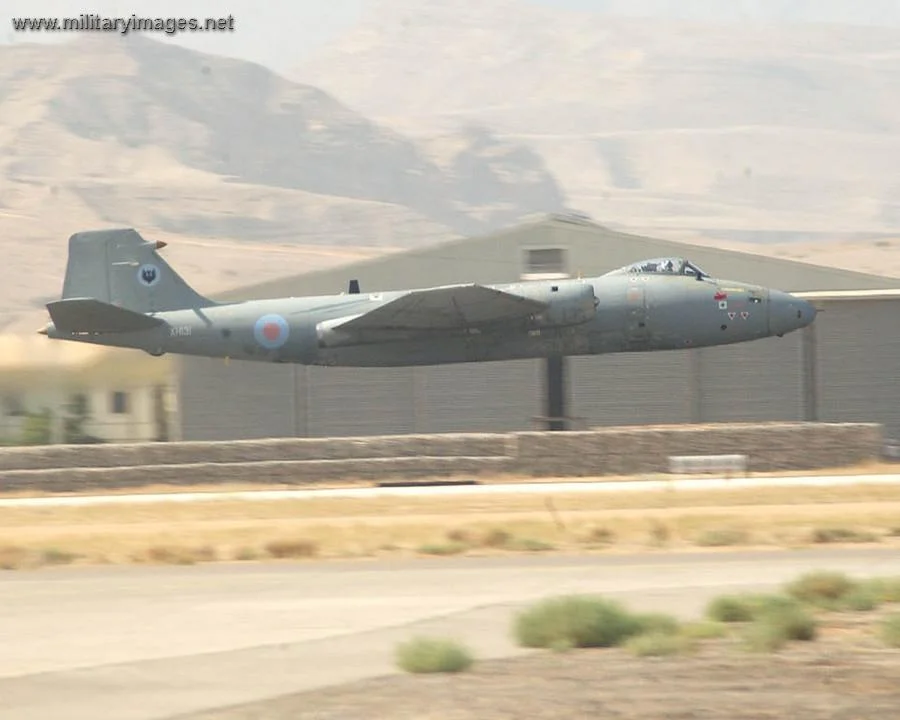 Canberra PR9 Take off