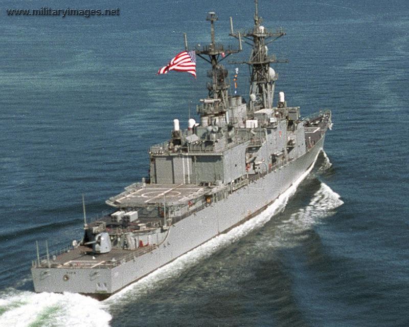 DD-991 USS Fife cruising