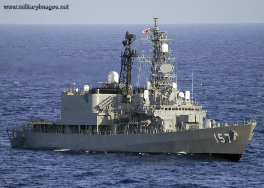 Destroyer JDS Sawagiri (DD 157)