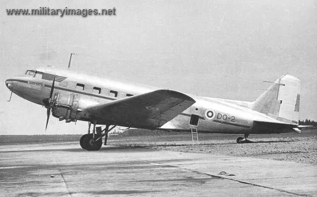 Douglas DC-2 at Luonetjrvi in summer 1953