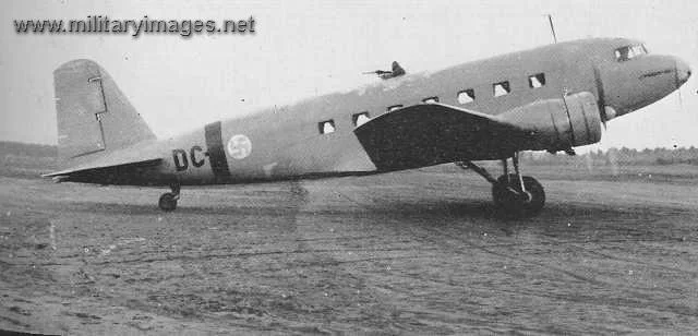 Douglas DC-2