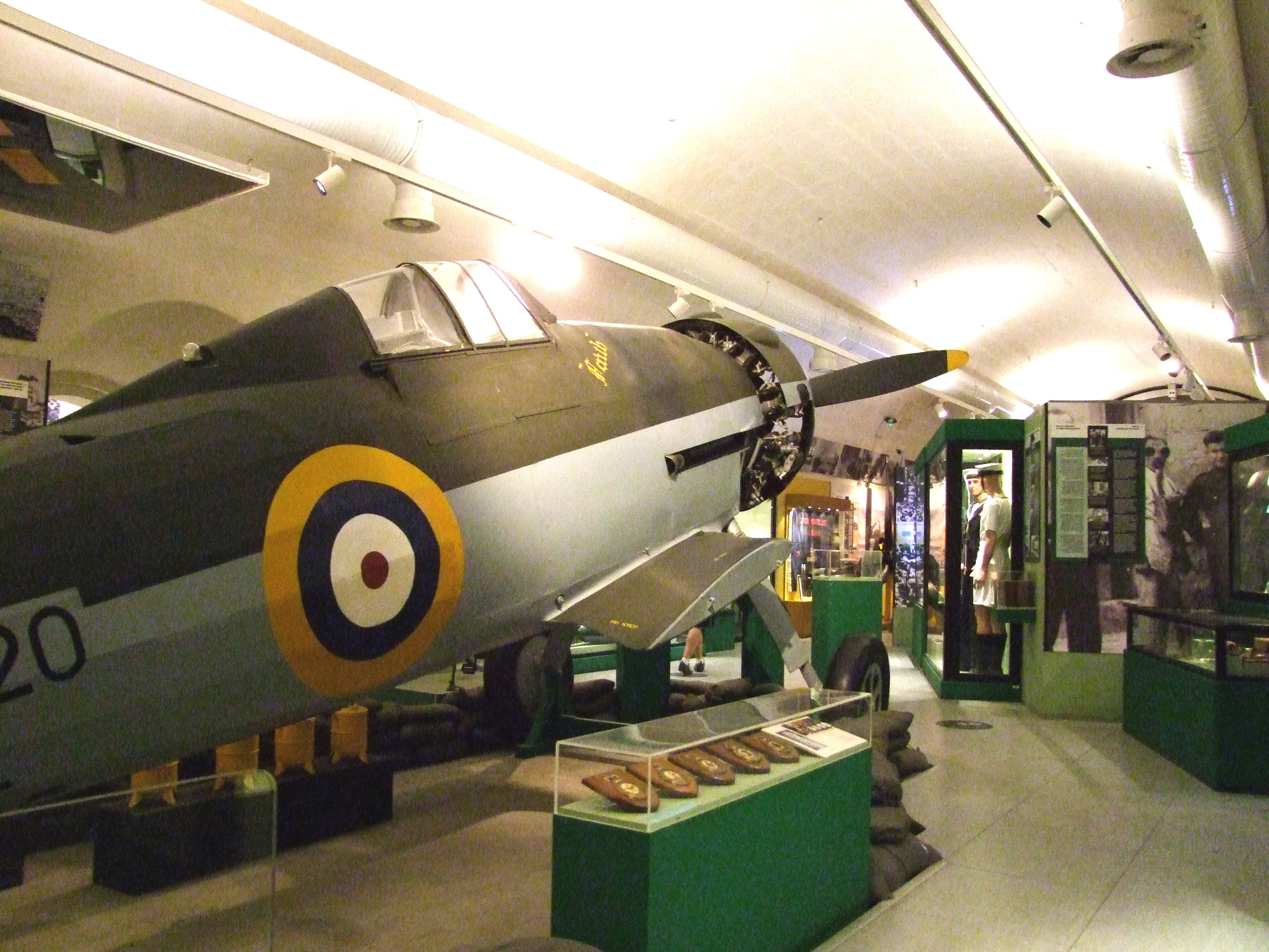 Exhibits, National War Museum, Valletta (Old museum) (1)