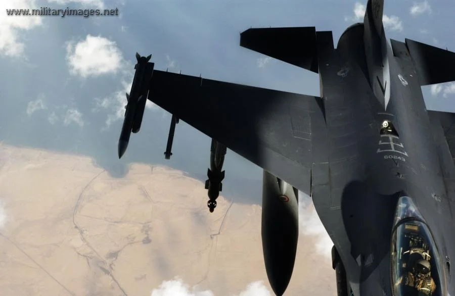 F-16 Fighting Falcon over the Tigris River