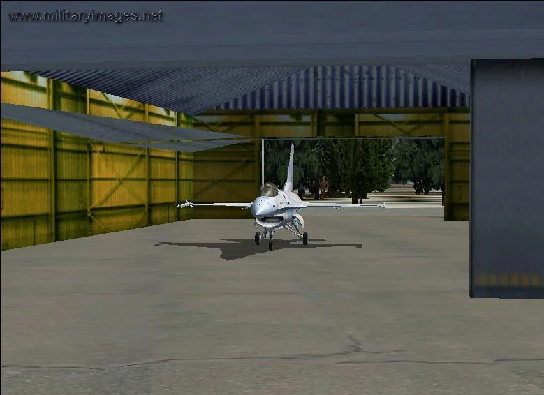 F-16_in_hangar