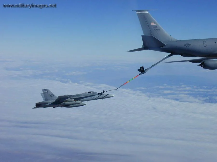 F-18 and KC-135