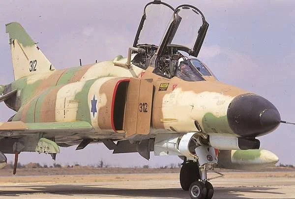 F-4 Phantom II (Kurnas 2000)