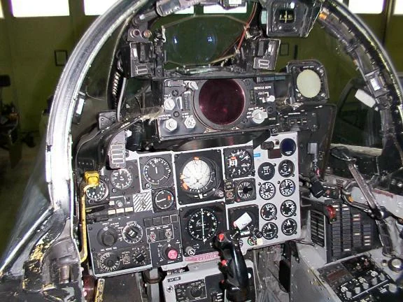 F-4F Istruments