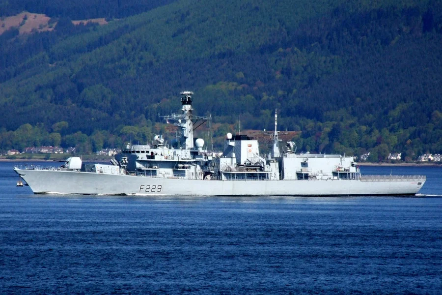 F229 HMS Lancaster