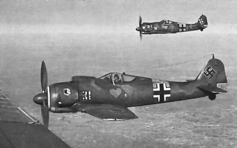 Focke Wulf FW 190 in flight