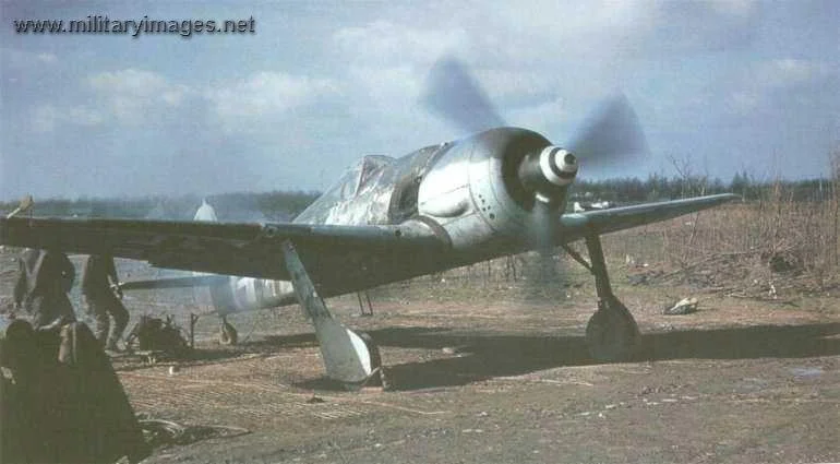 FOCKE-WULF FW-190