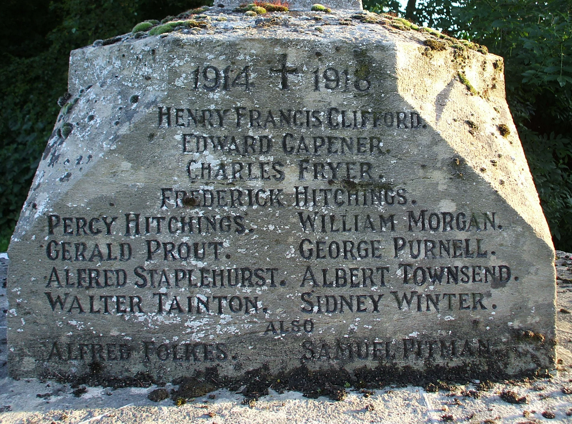 FRAMILODE WAR MEMORIAL WW1