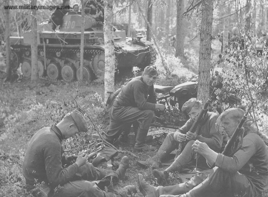 Germans are cleaning their weapons