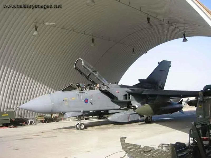 GR4 Tornado fitted with RAPTOR Recce Pod