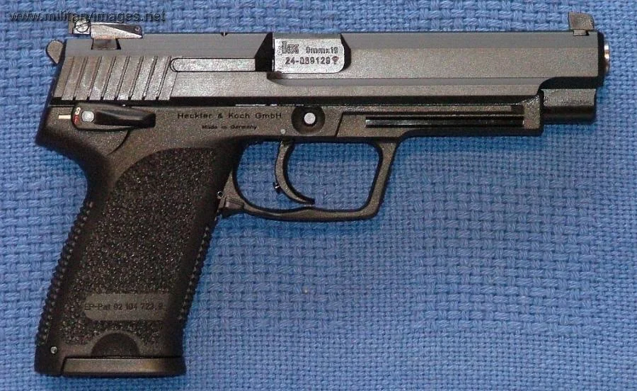 H&K USP EXPERT 9mm