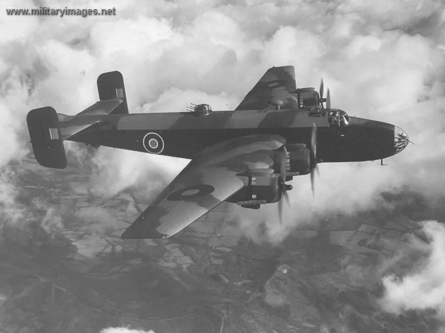 Handley Page Halifax B Mk II - RAF, WWII | A Military Photo & Video Website