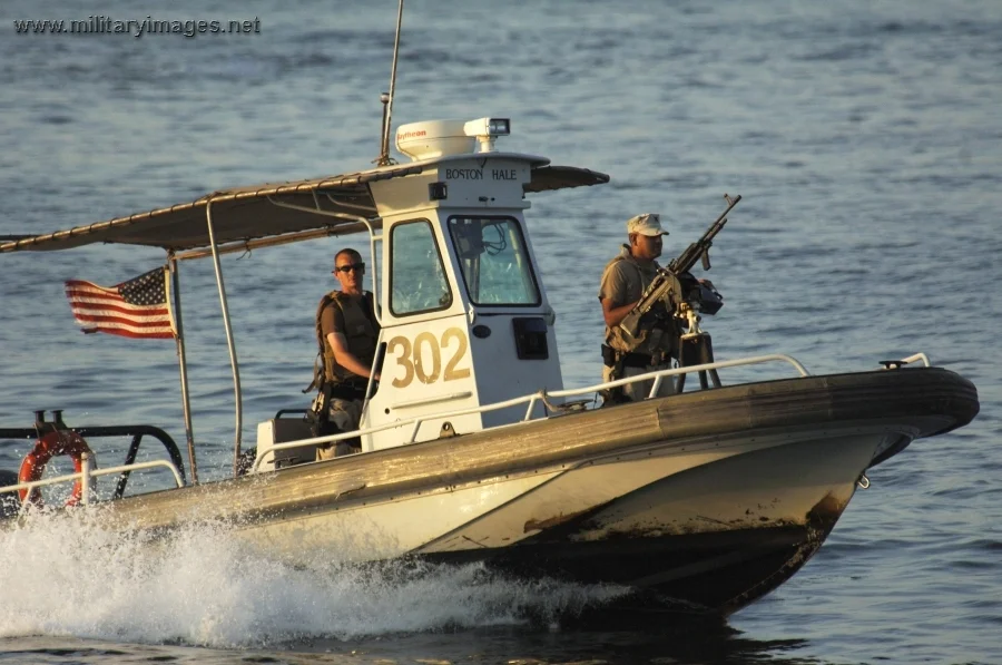 Harbor patrol boat unit