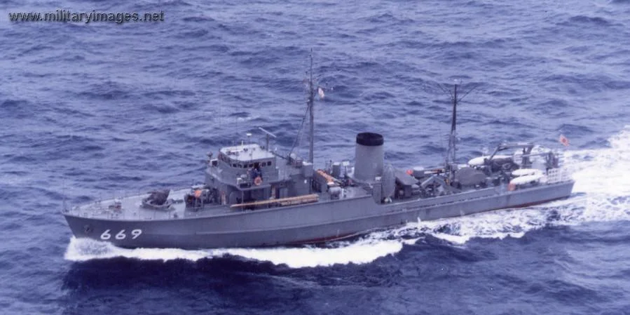 HATSUSHIMA class coastal minesweeper