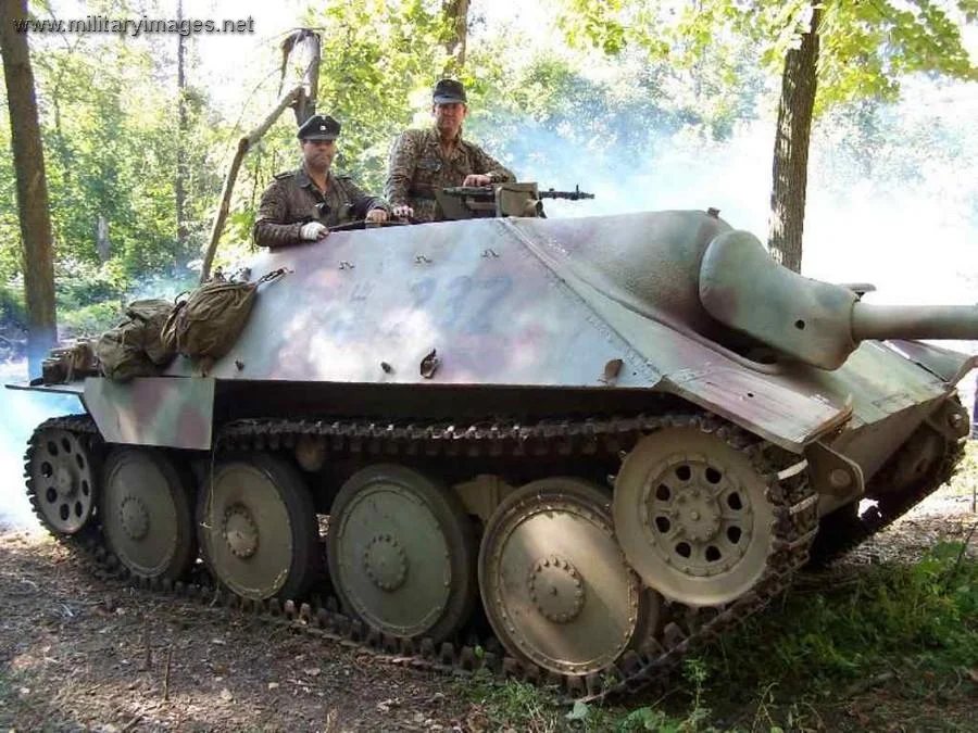 Hetzer 232 restored