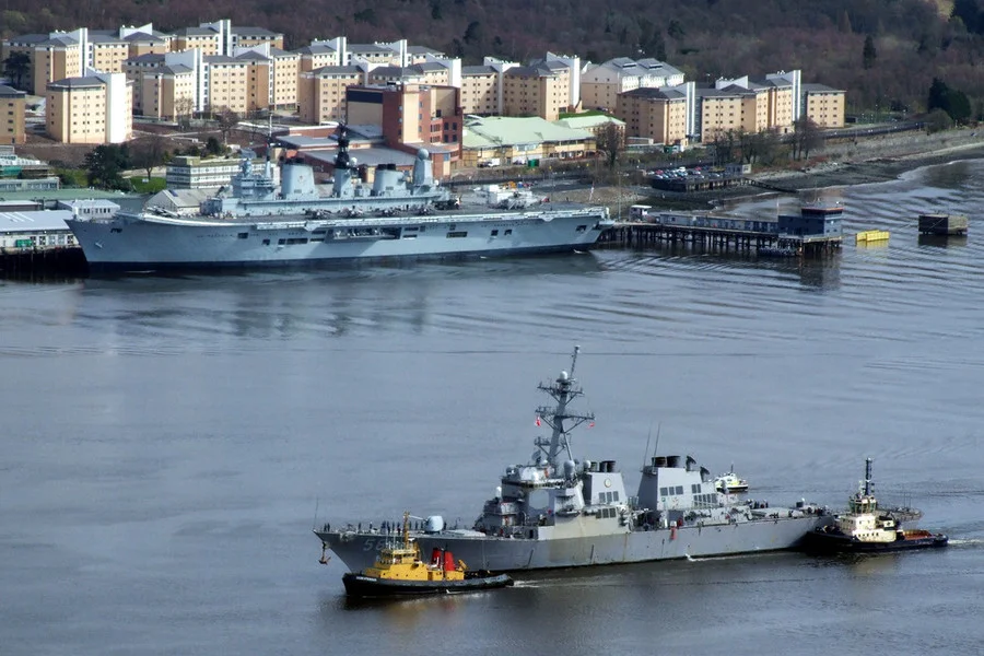 HMS Ark Royal & USS Laboon