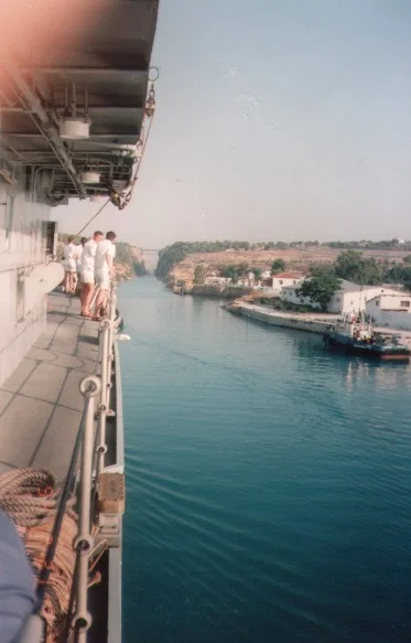 HMS Brave - Corinth Canal, May 94