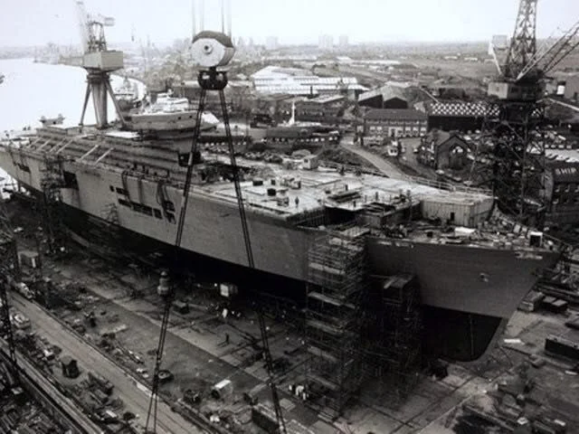 Hms Illustrious Under Construction