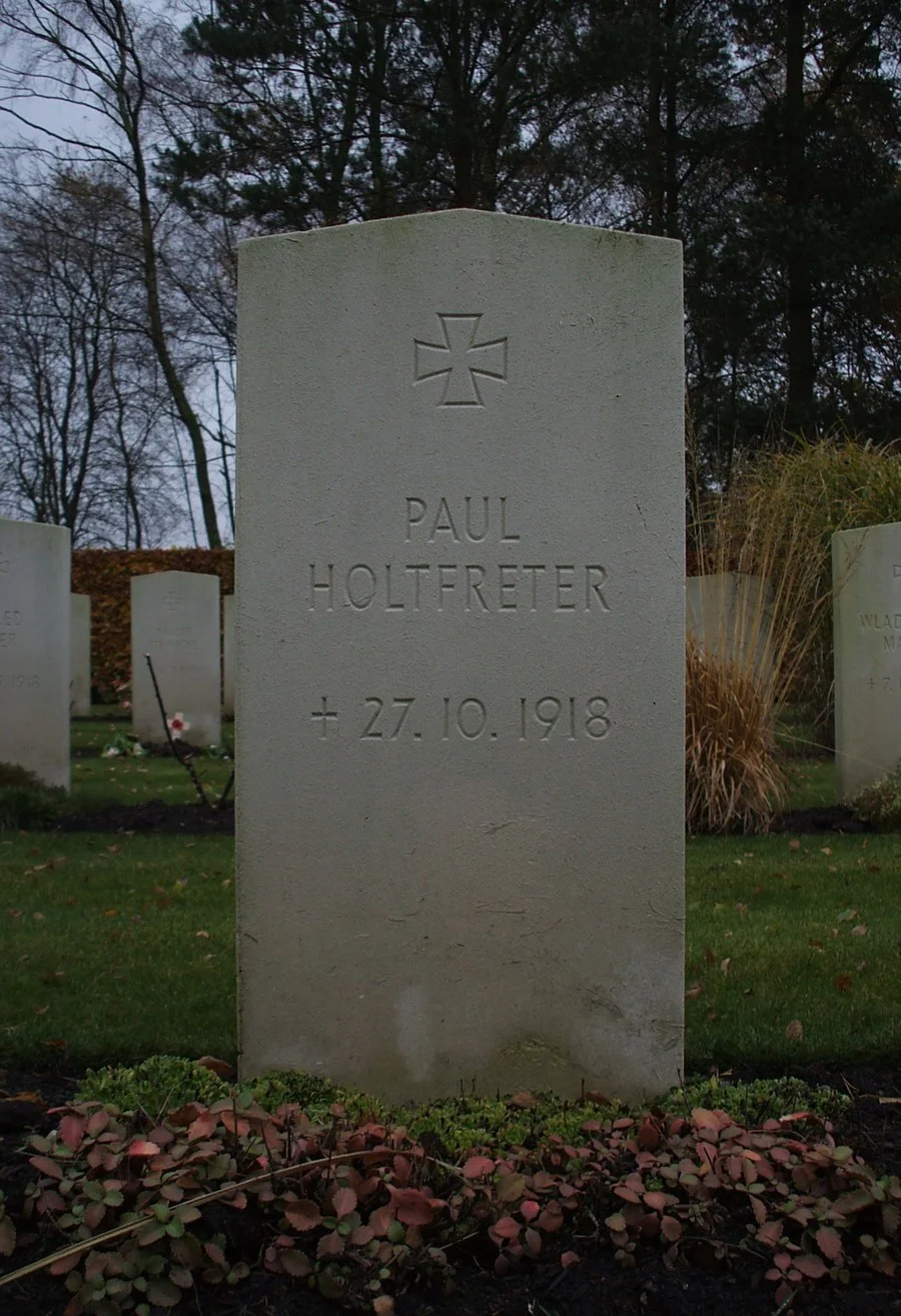 Holtfreter, Paul