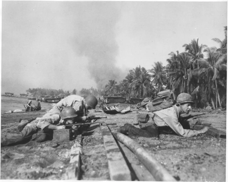 Inf americal Div, landing on Cebu Island