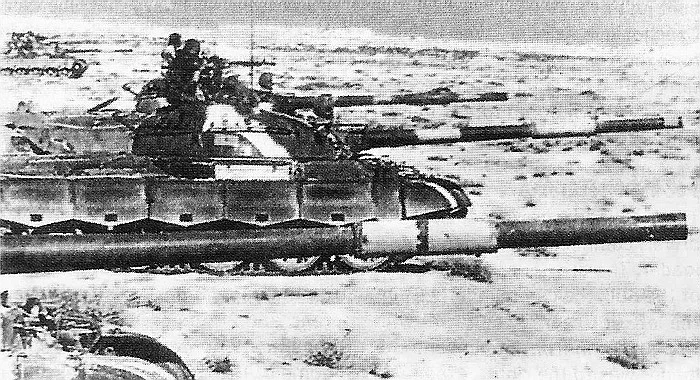 Iraqi T-62 tanks