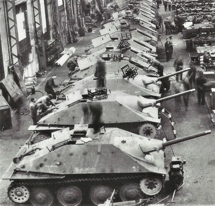 Jagdpanzer 38 (Hetzer) production line