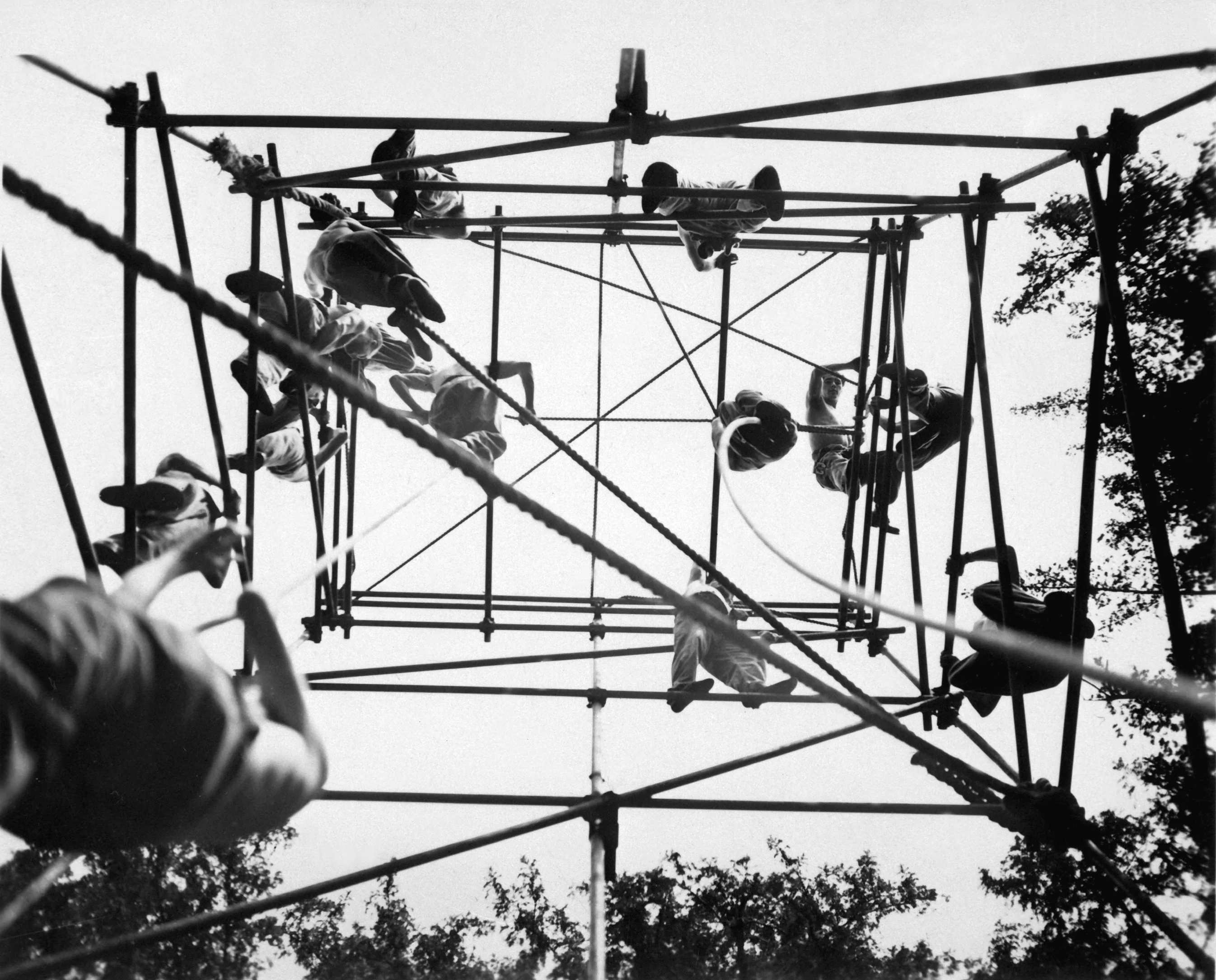 Jedburghs-Training-England-1944-(EUCMH).JPG