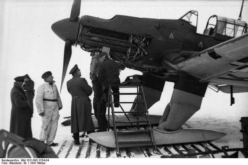 Junkers Ju 87 Auf Schneekufen | A Military Photo & Video Website