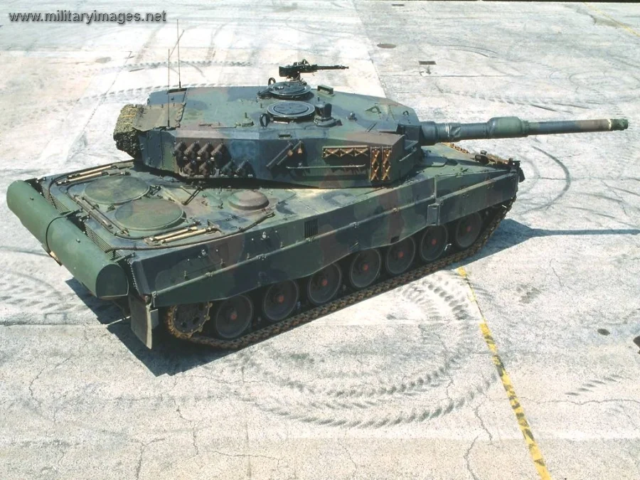 Leopard 2 A4 under camo  A Military Photos & Video Website