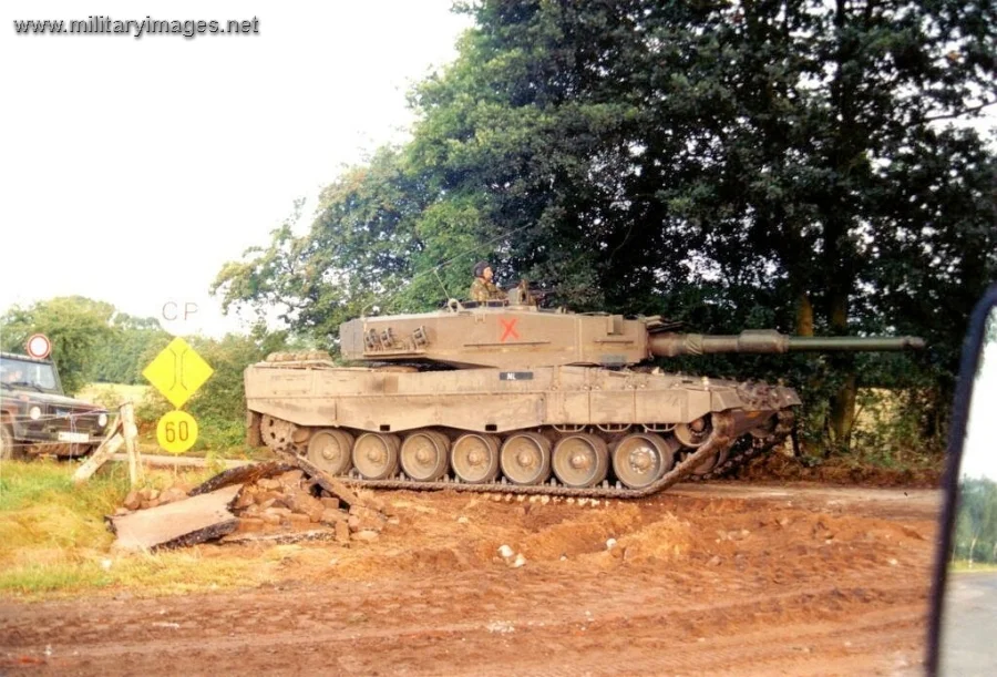 Leopard 2 A4