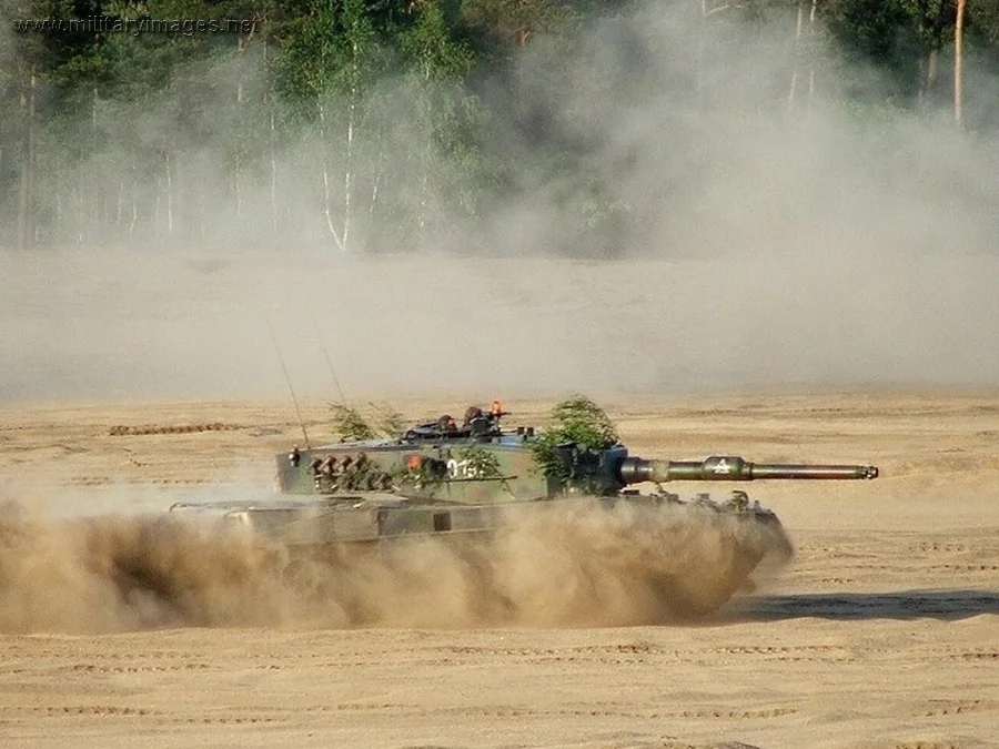 Leopard 2 A4