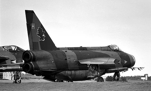 Lightning F-6   XS-897