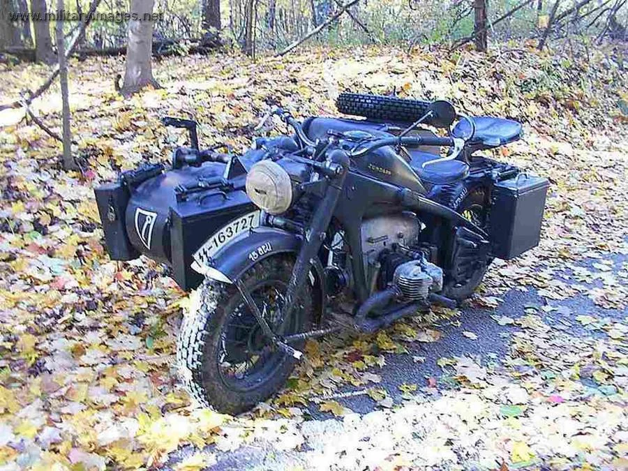 LSSAH Zndapp KS 750 sidecar