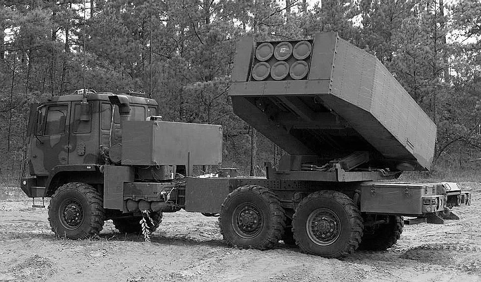 M142 High Mobility Artillery Rocket System (HIMARS)