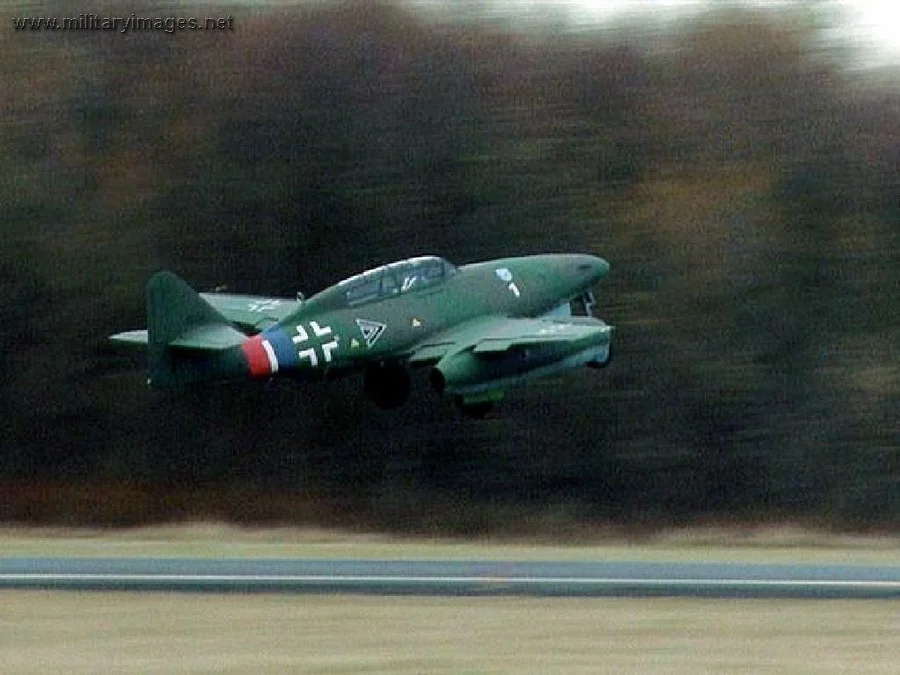 Me 262 B 1c Jg 7 White 1 Takes Flight Militaryimages Net